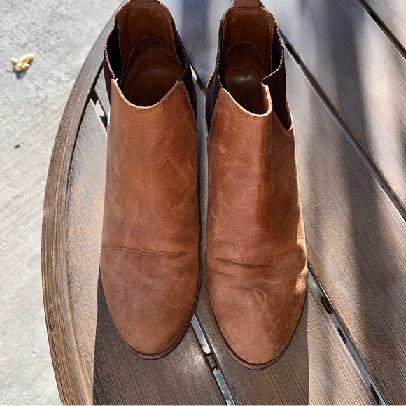 Frye Leather Ankle Chelsea Boots - Picture 3 of 7